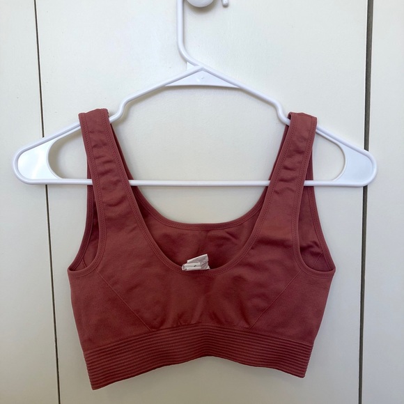 Fabletics Luciana Seamless Sports Bra - Picture 5 of 5